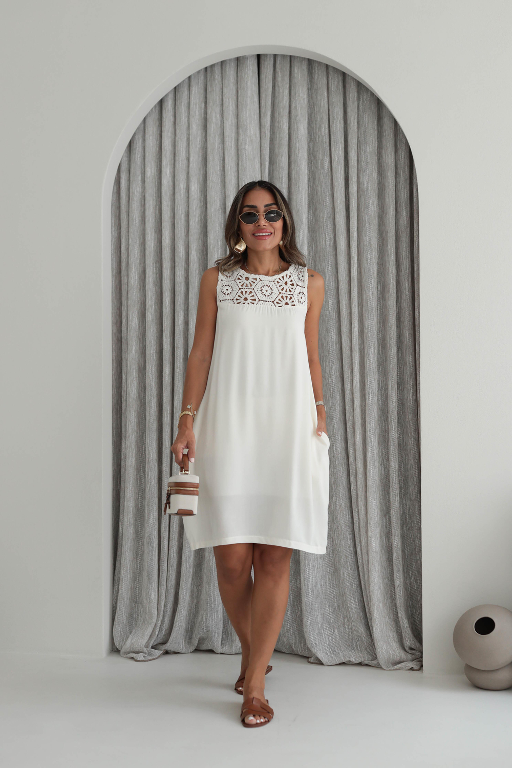 7213 Güpürlü Pamuklu  Elbise