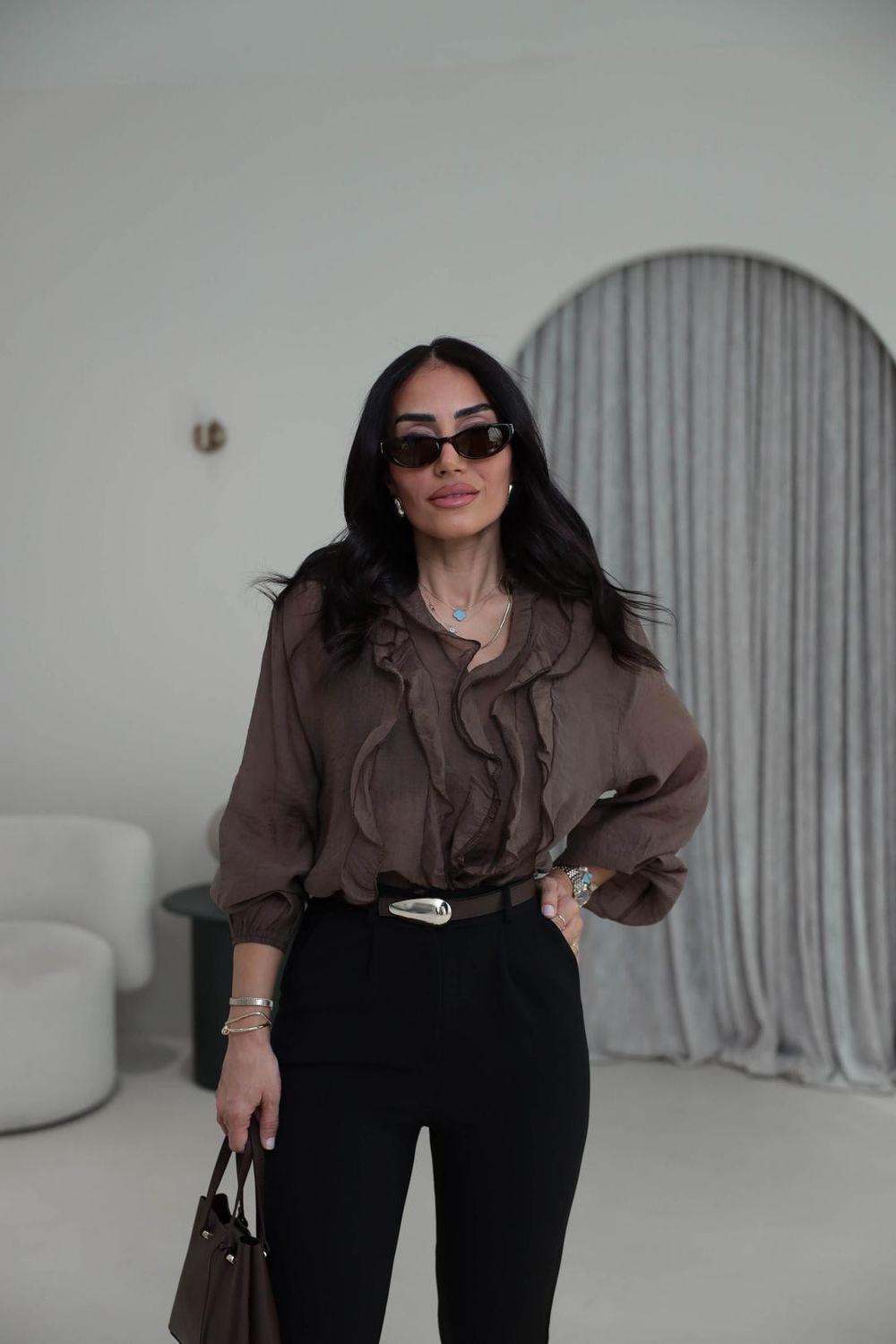 5023 Yaka Fırfırlı Liyosel Bluz KAHVE