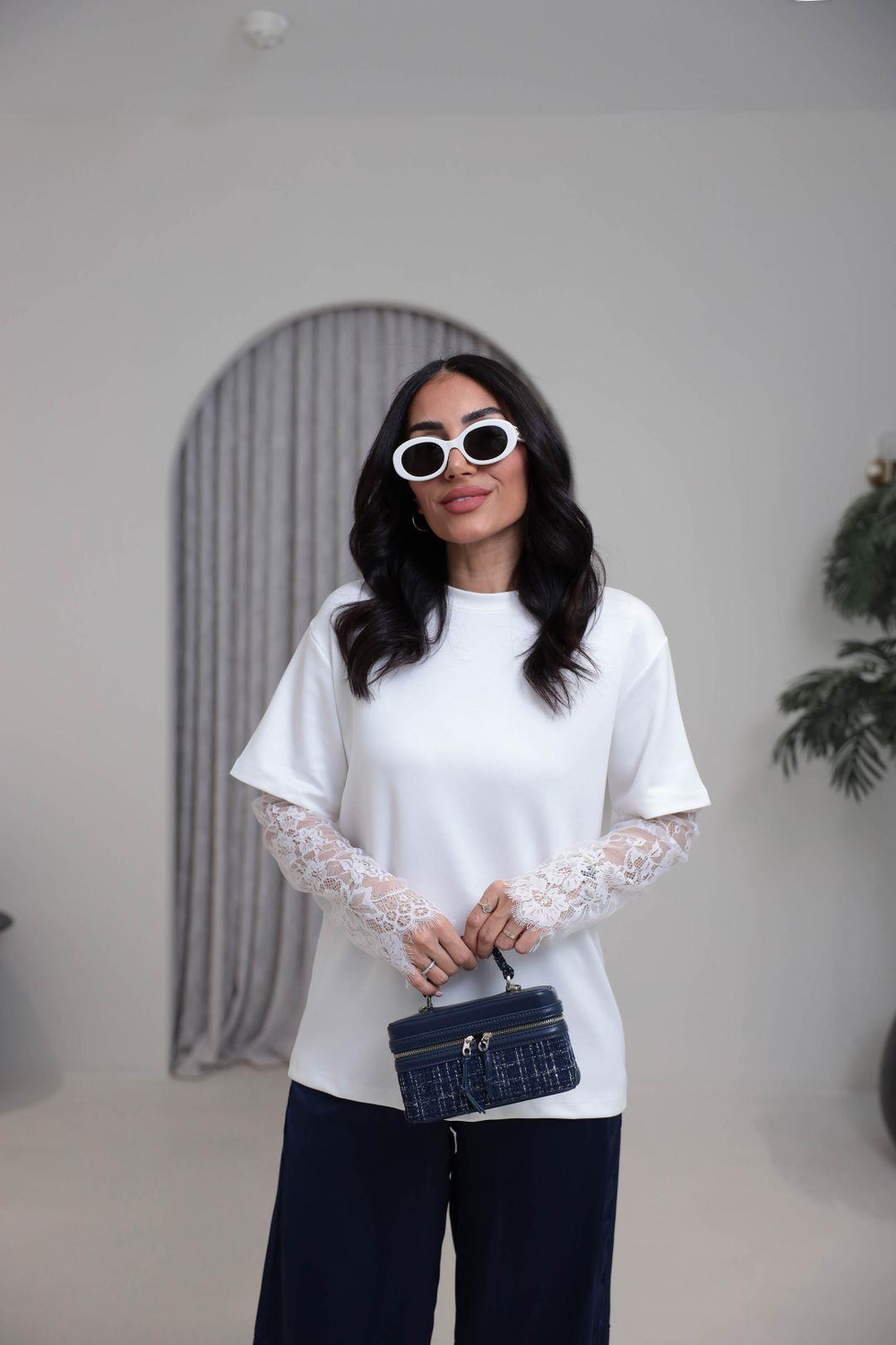 1049 Kolları Dantel Detaylı Modal Tshirt EKRU