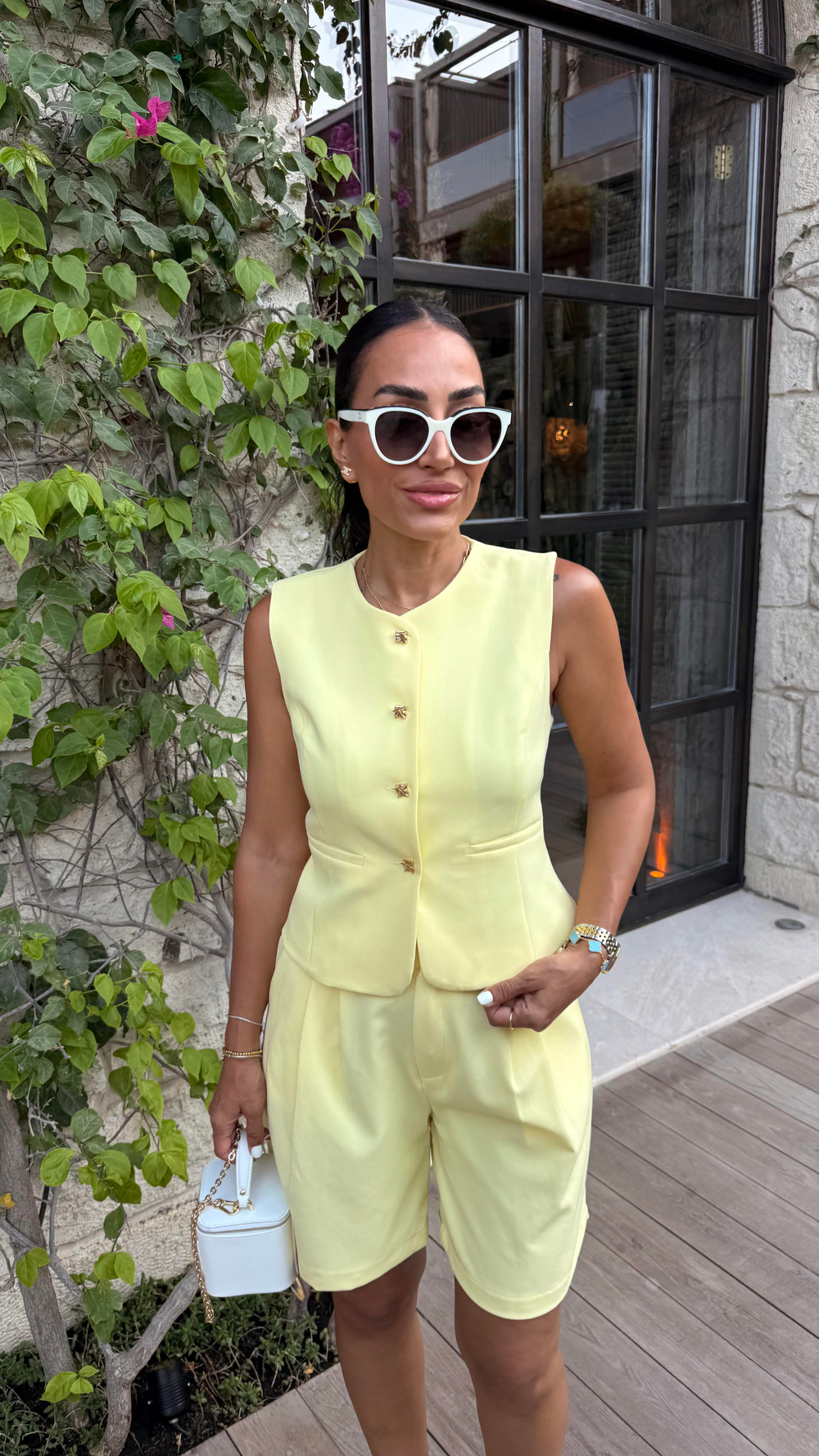 0292 Gold Düğmeli Yelek & Şort Takım SARI