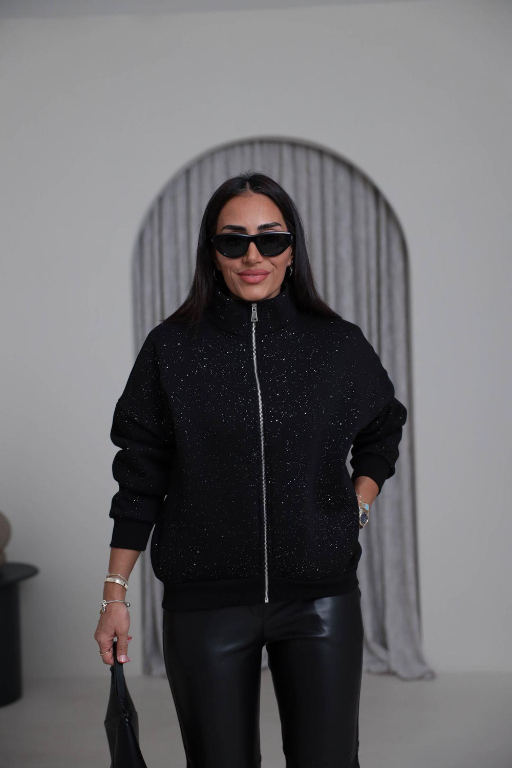 4222 Dik Yaka Önden Fermuarlı Simli Sweatshirt SİYAH
