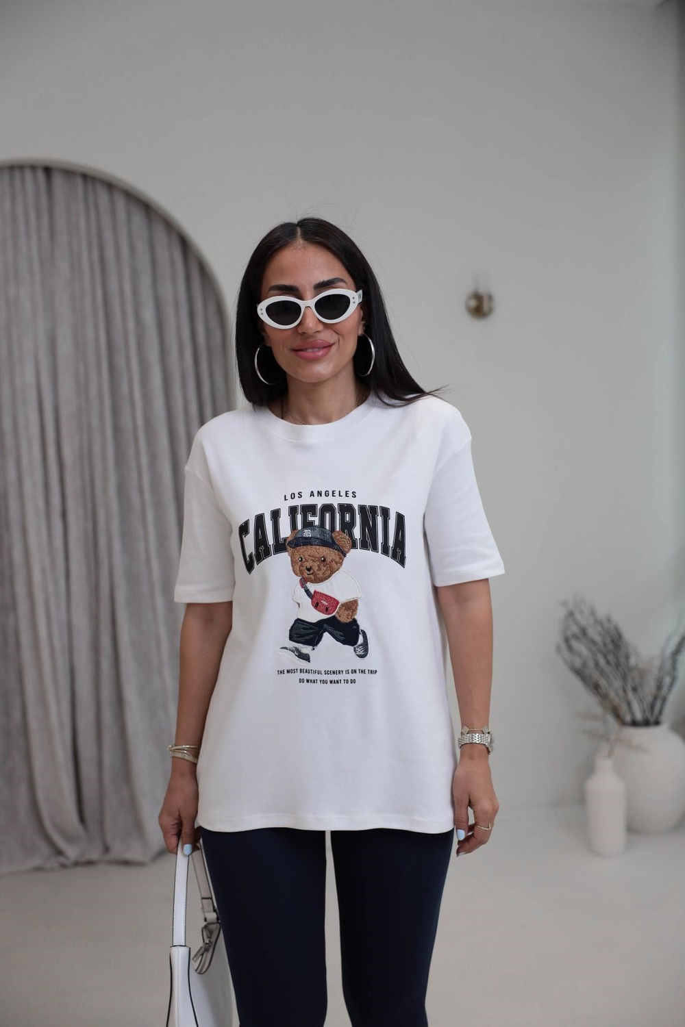 0295 Bisiklet Yaka Tedy Nakışlı Koton Tshirt EKRU