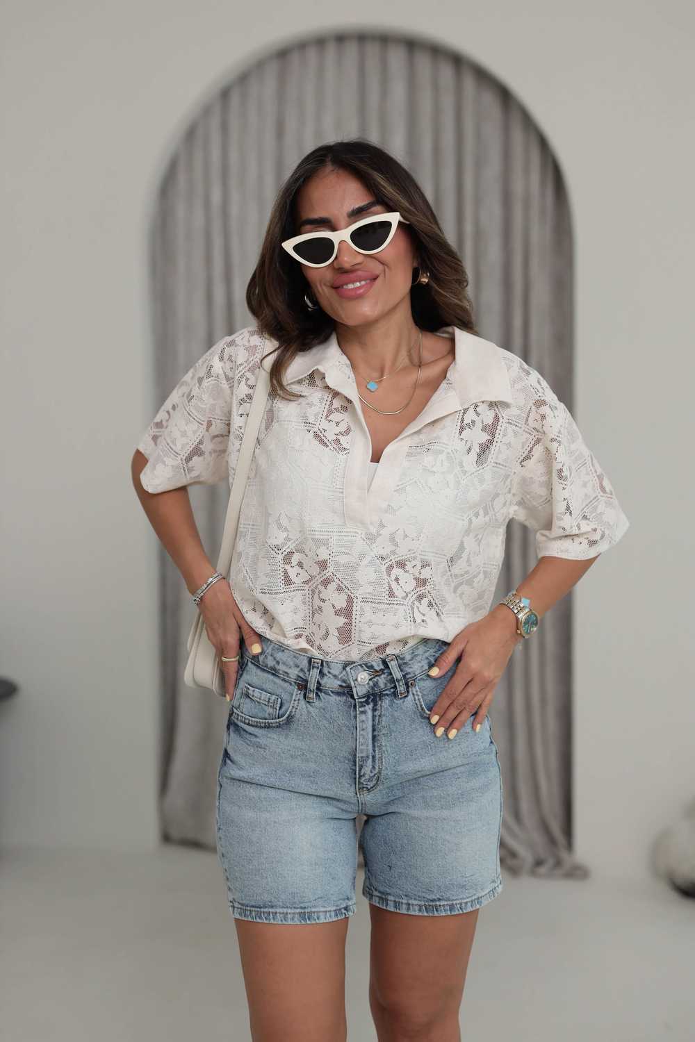 9865 Gömlek Yaka Kısa Kol Dantel Bluz KREM