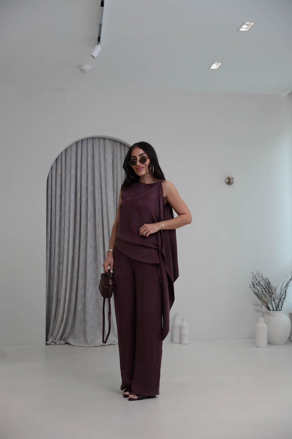 1395 Omuzu Aksesuar Detaylı Asimetrik Tencel Pantolon Takım MÜRDÜM