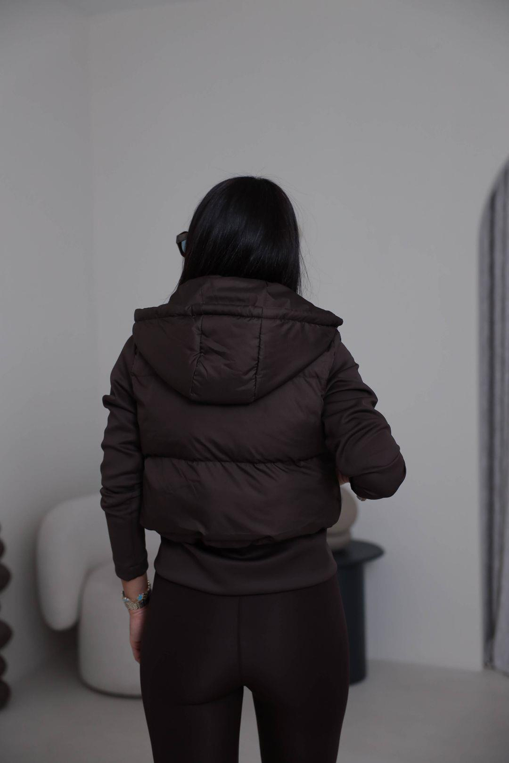 2879 Kol Garnili Kapşonlu Şişme Mont KAHVE