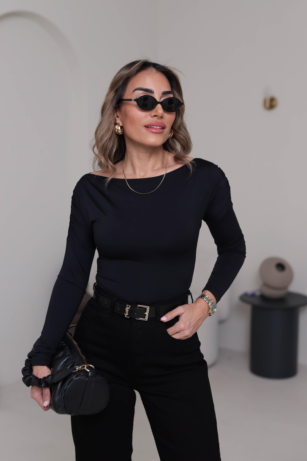 Kayık Yaka Kol Drapeli Sandy Bluz SİYAH