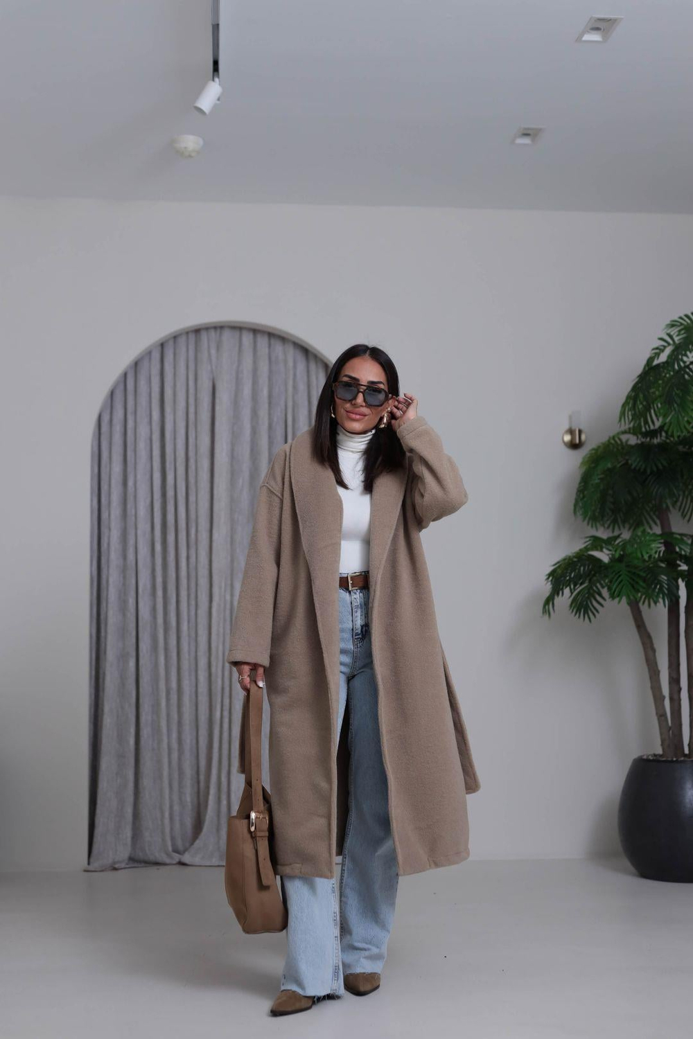 9533 Şal Yaka Kuşaklı Kaban BEJ