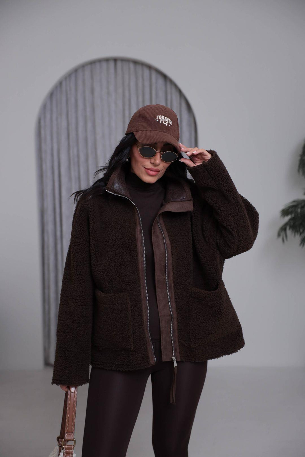 2895 Dik Yaka Fermuarlı Teddy Mont KAHVE