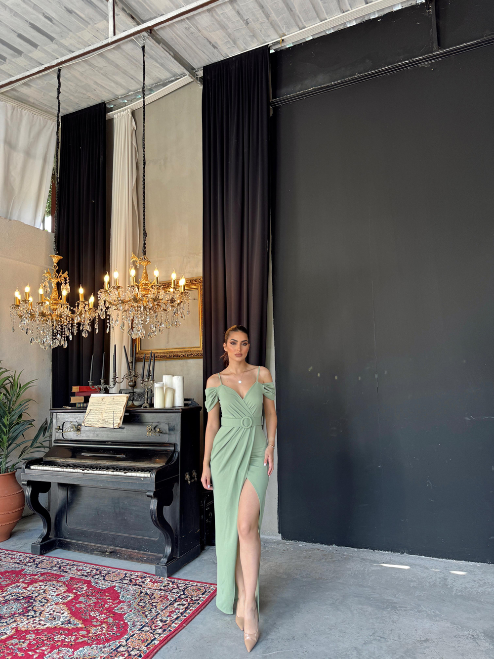 Destina Düşük Omuz İp Askı Yırtmaçlı Abiye MİNT YEŞİLİ B2X