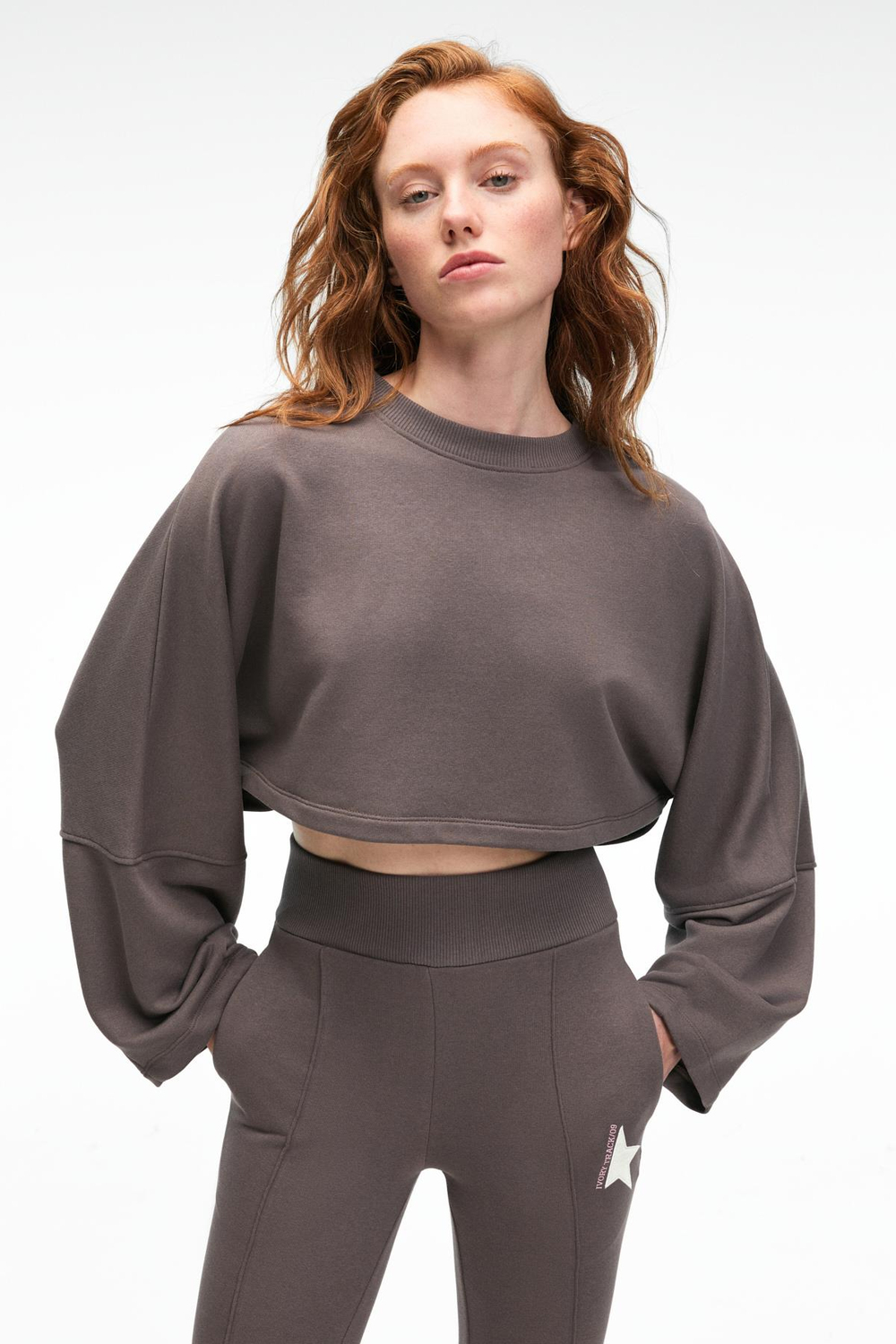 ANOUK Kadın Pamuklu Baskı Ve Patch Detaylı Bisiklet Yaka Crop Antrasit Sweatshirt