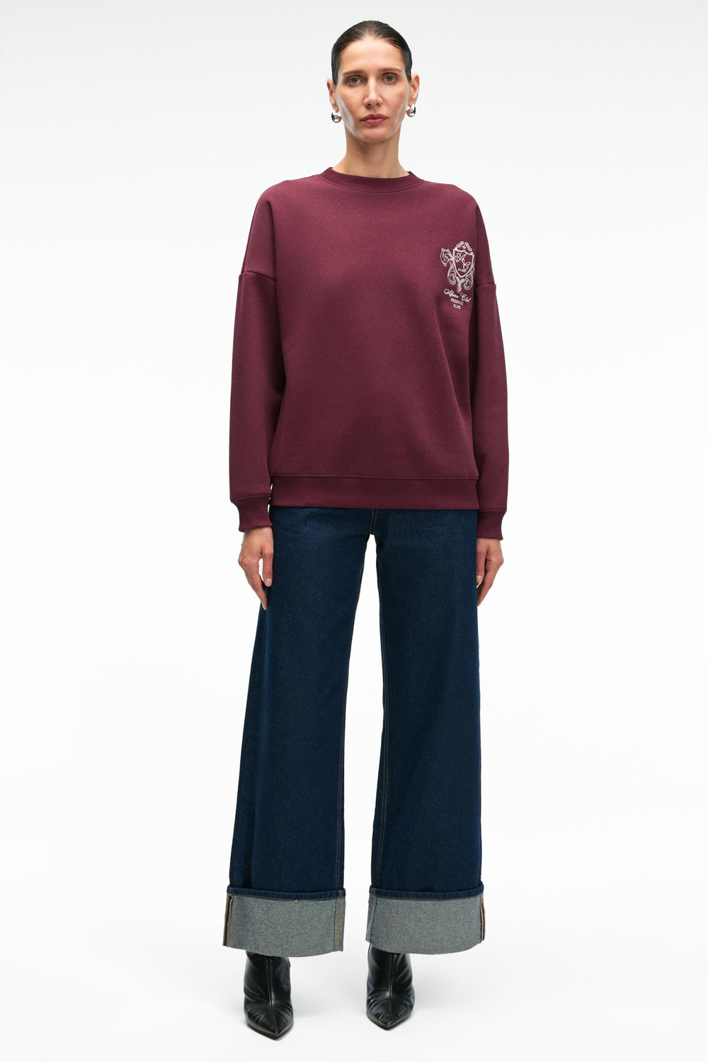 AUDRA Kadın Oversize Yuvarlak Yaka Nakış Detaylı Bordo Sweatshirt