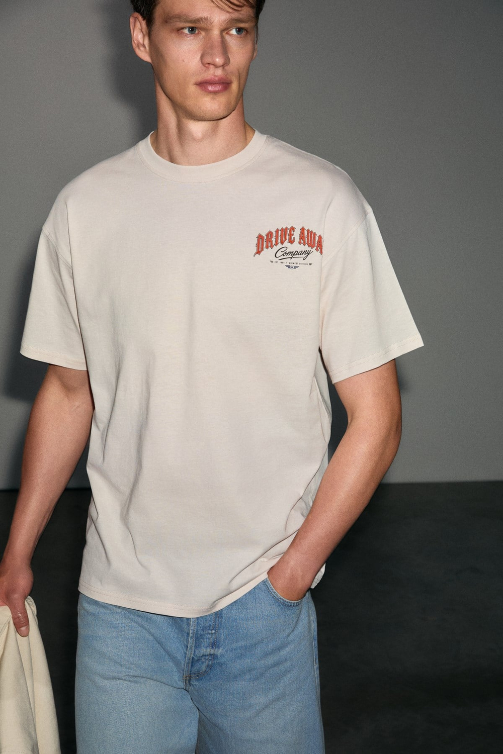 ESPADA Erkek %100 Organik Pamuklu Yuvarlak Yakalı Baskı Detaylı Vanilya T-Shirt