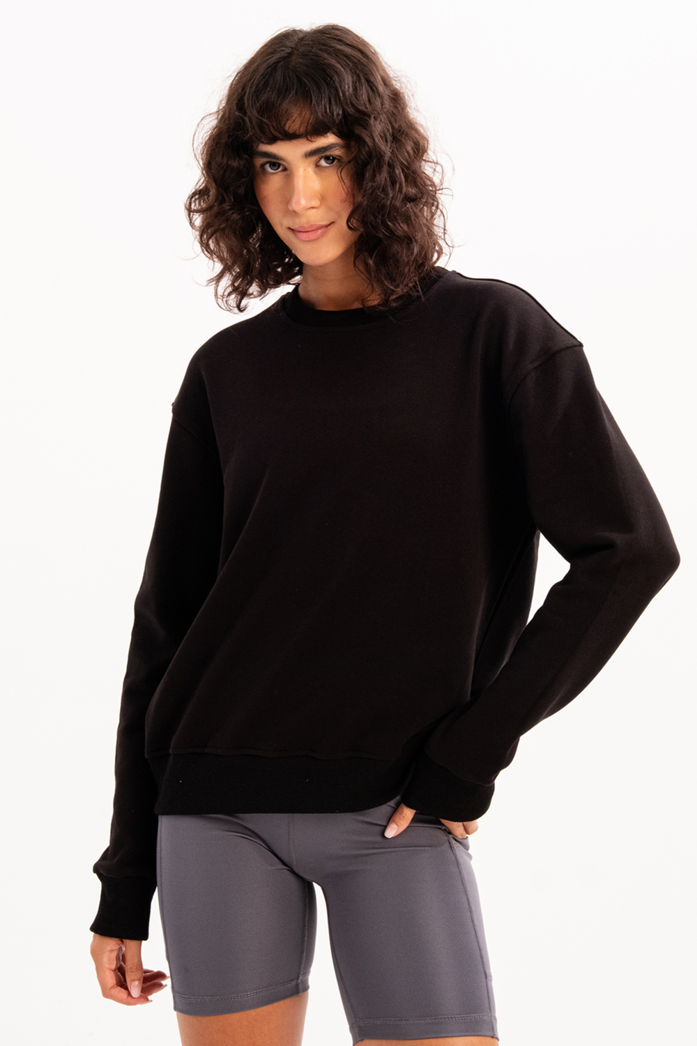 Bisiklet Yaka Basic Kalıp Kadın Sweatshirt Eşofman Üstü Aura Siyah