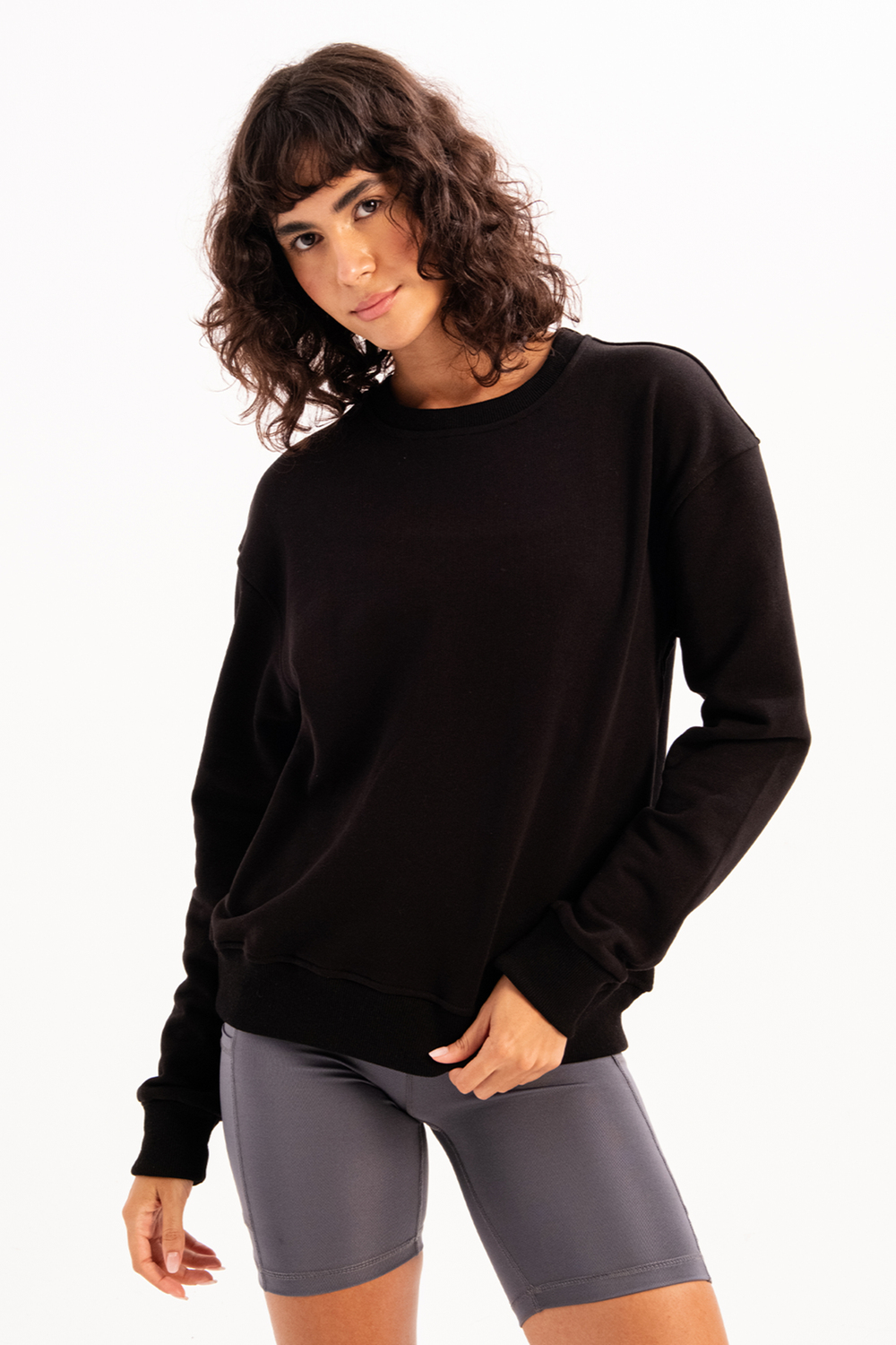 Bisiklet Yaka Basic Kalıp Kadın Sweatshirt Eşofman Üstü Aura Siyah