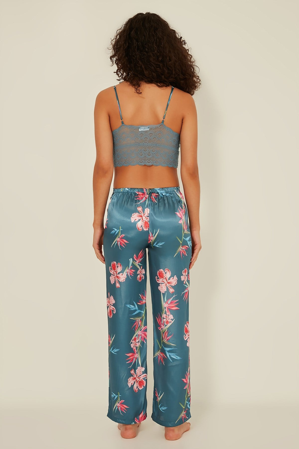 045 Kadın Desenli 3 Lü Saten Pijama Takım Turkuaz