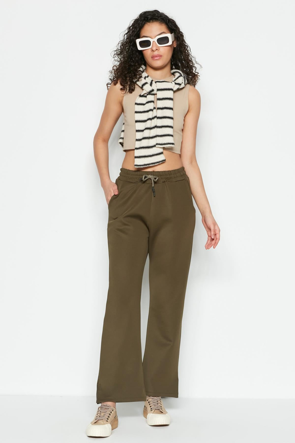 C&City Wide Leg Sweatpants 843