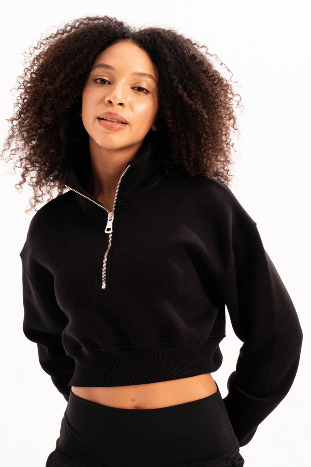 Crop Dik Yaka Yarı Fermuarlı Şardonlu Kadın Sweatshirt Vibe Siyah