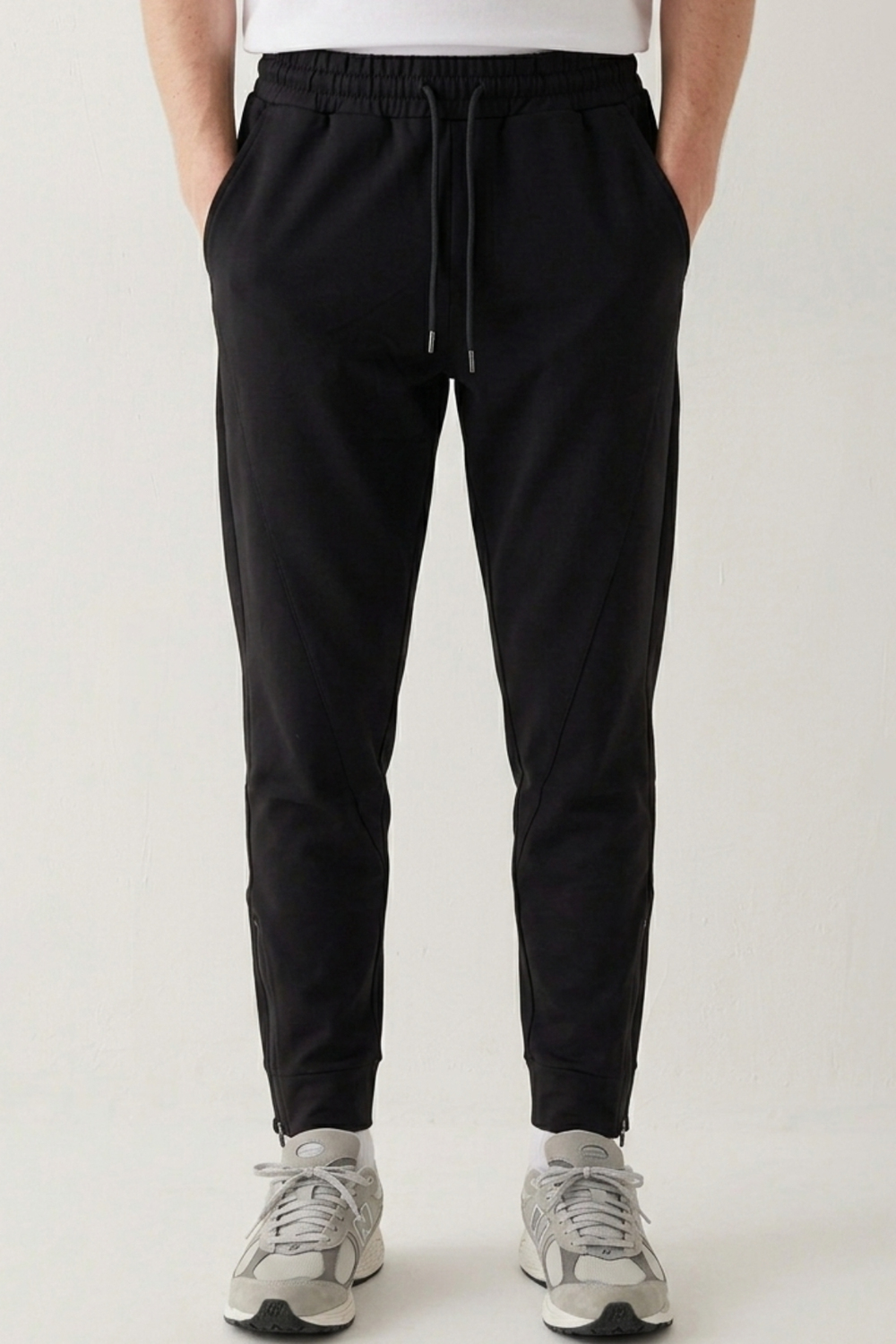 Mens Sweatpants with Elastic  and Zip-Up Closure 787
