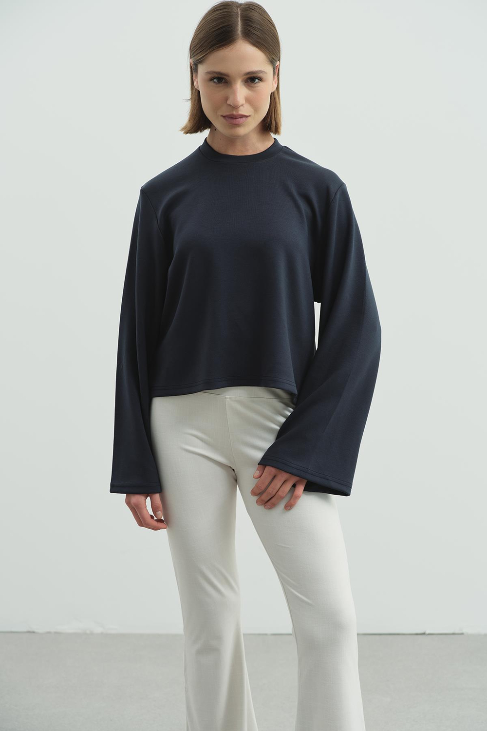 Oversize Basic Kısa Sweatshirt 981 Füme