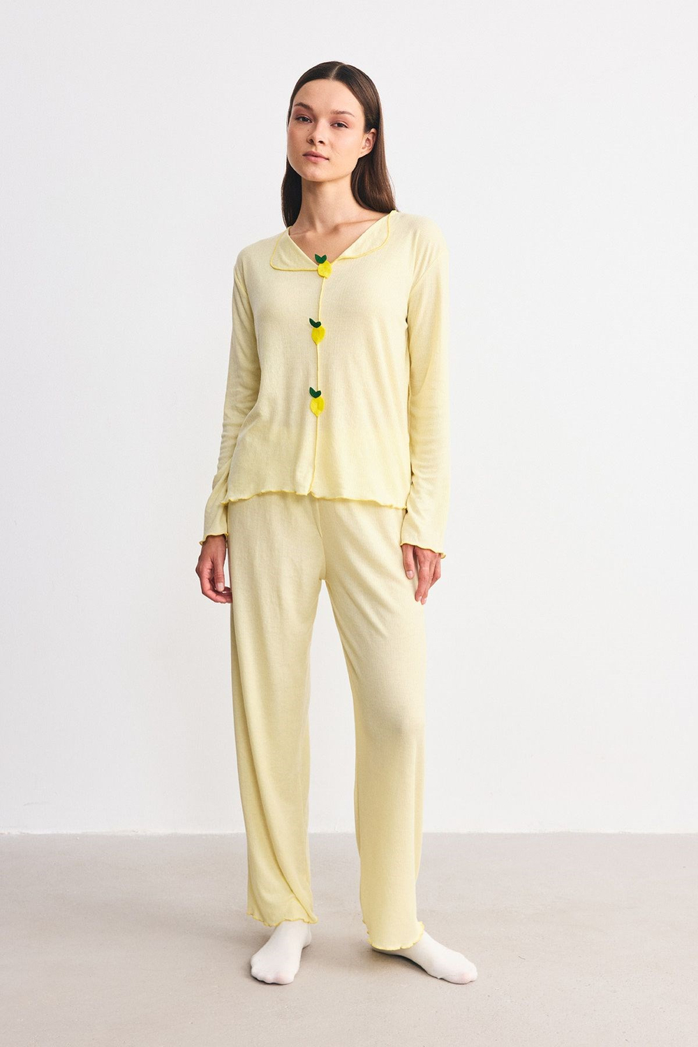 Yumuşak Dokulu Kaşkorse Pijama Takımı Limon