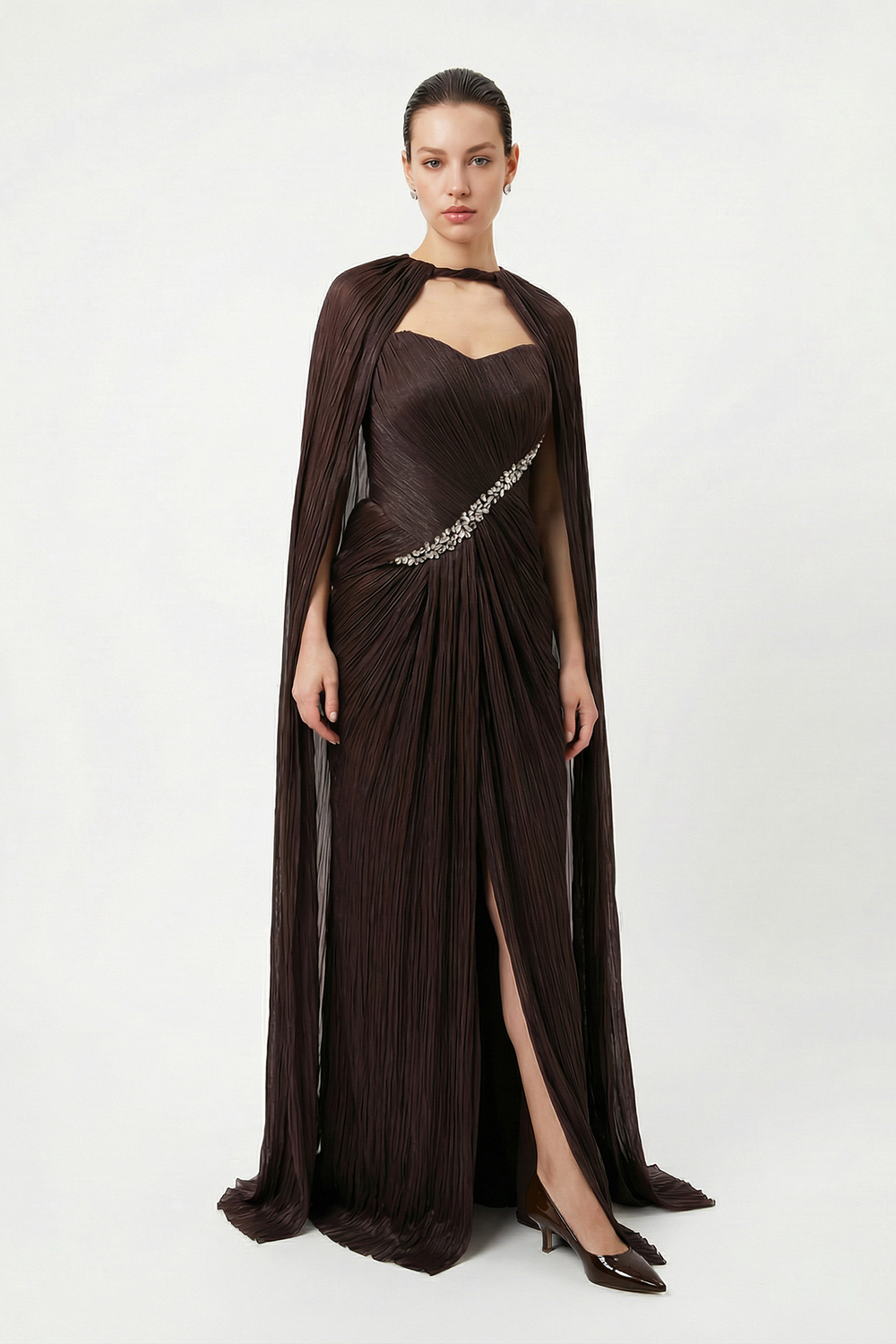 Kahve Straplez Yaka Detaylı Dökümlü Abiye Elbise