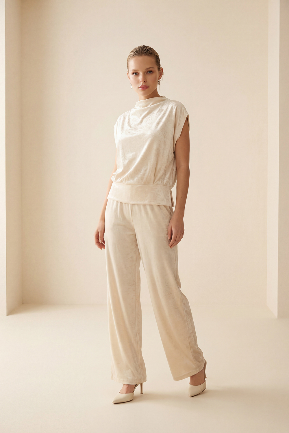 Vanilya Cep Detaylı, Desenli Geniş Paça Rahat Kesim Pantolon