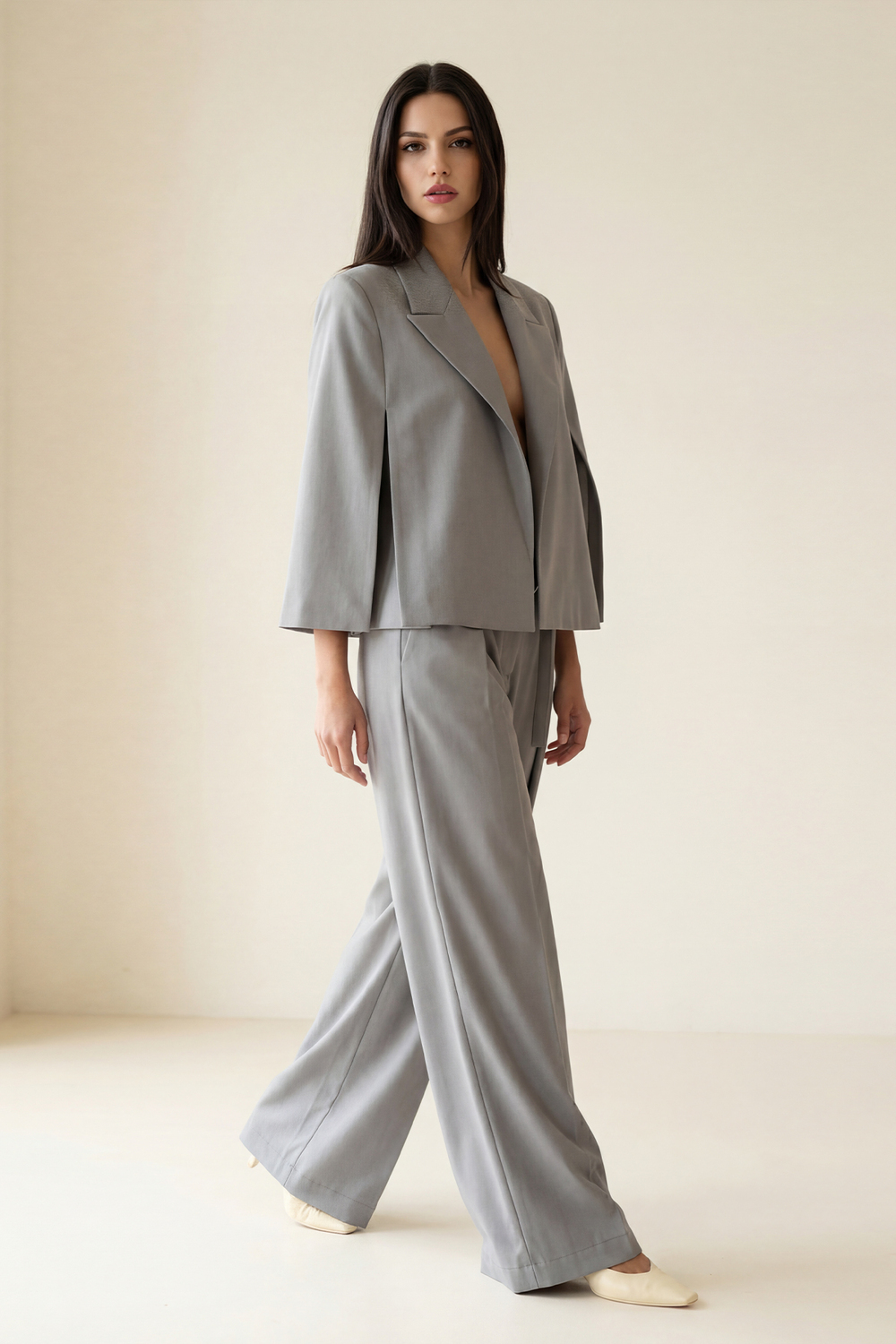 Koyu Gri Kol Ve Omuz Detaylı Panço Ceket