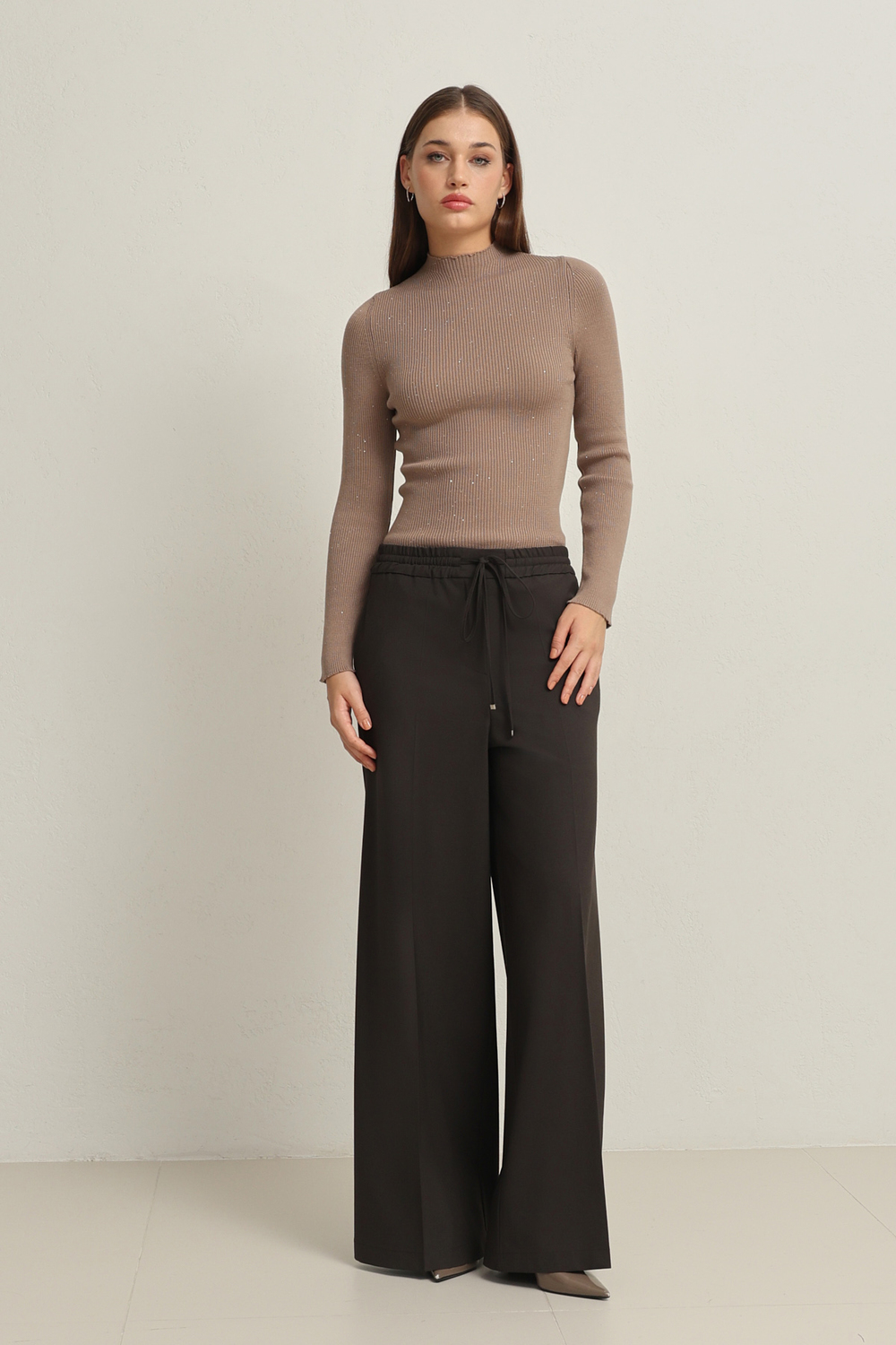 Acı-Kahve Belden Lastikli Rahat Kesim Geniş Paça  Pantolon Kadın Pantolon modelleri