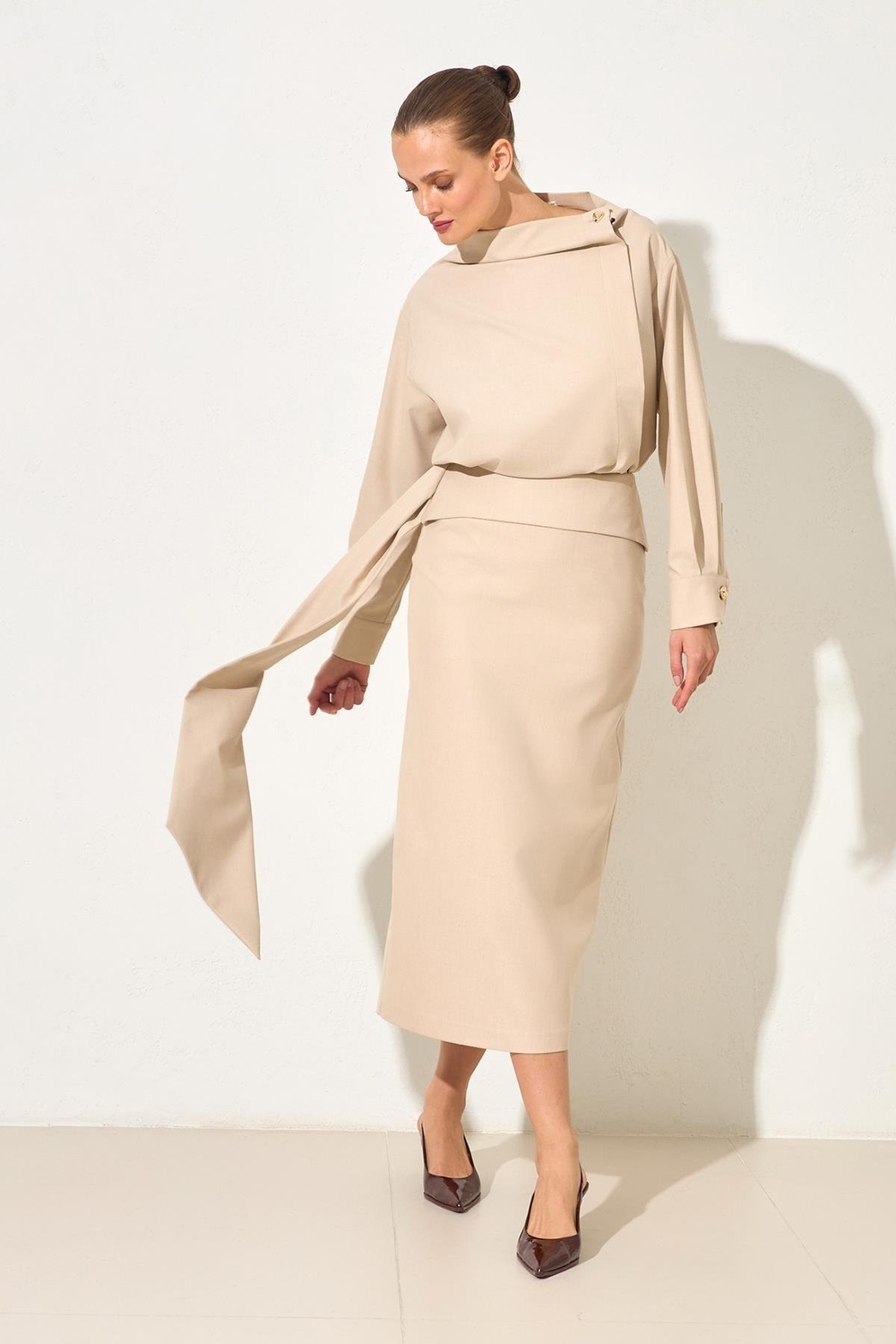 Bej Bel Detaylı Midi Boy Etek Kadın Kategorisiz modelleri