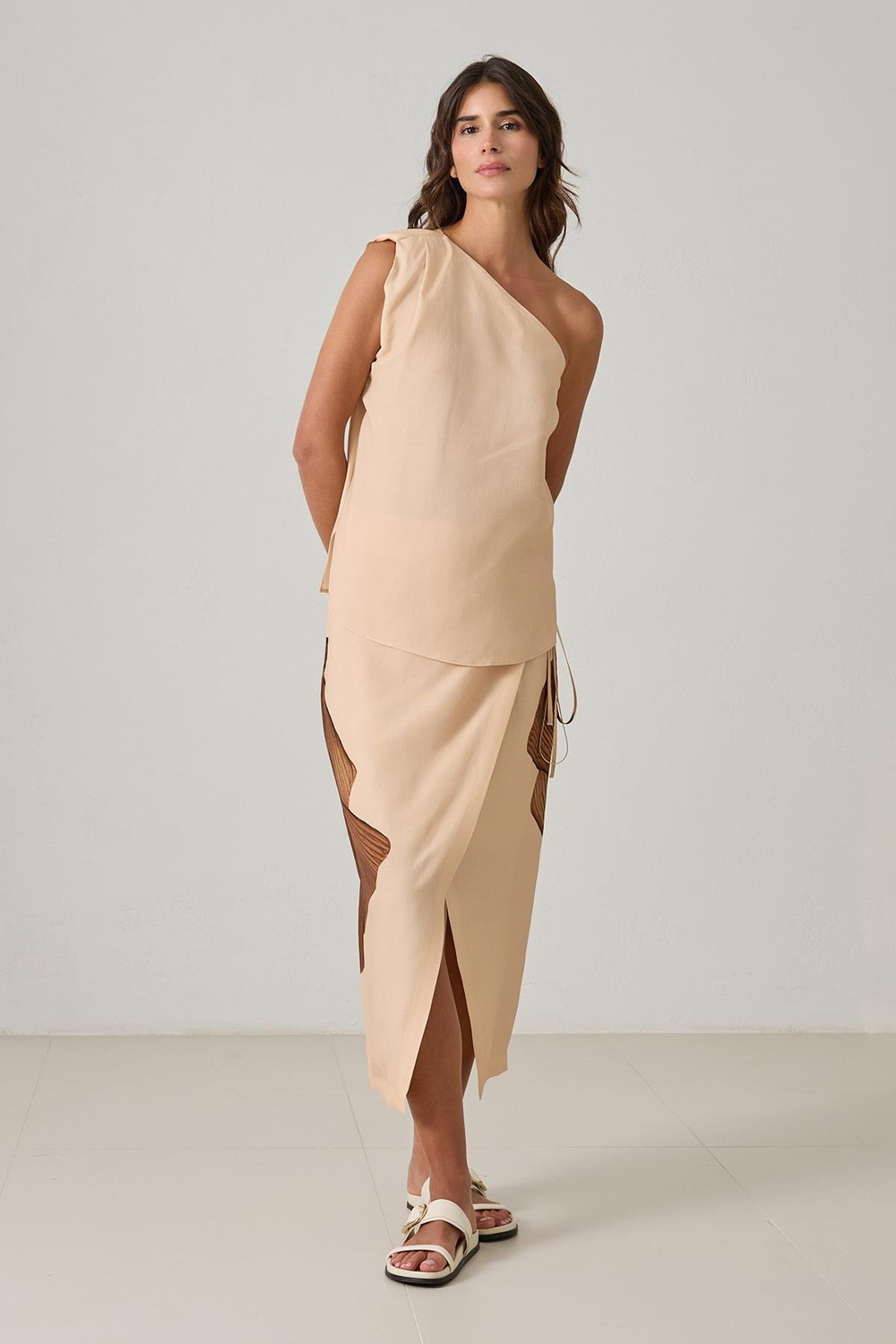 Bej Tek Omuz Rahat Kesim Bluz Kadın Bluz modelleri