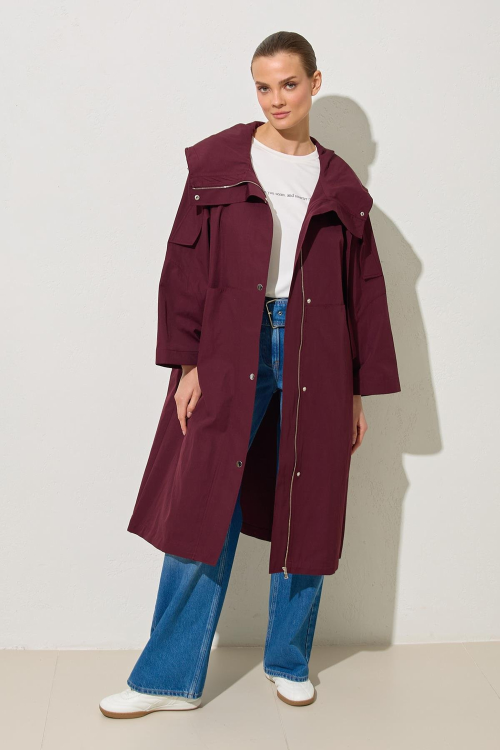 Bordo Yaka Detaylı Rahat Kesim Trençkot Kadın Trençkot modelleri