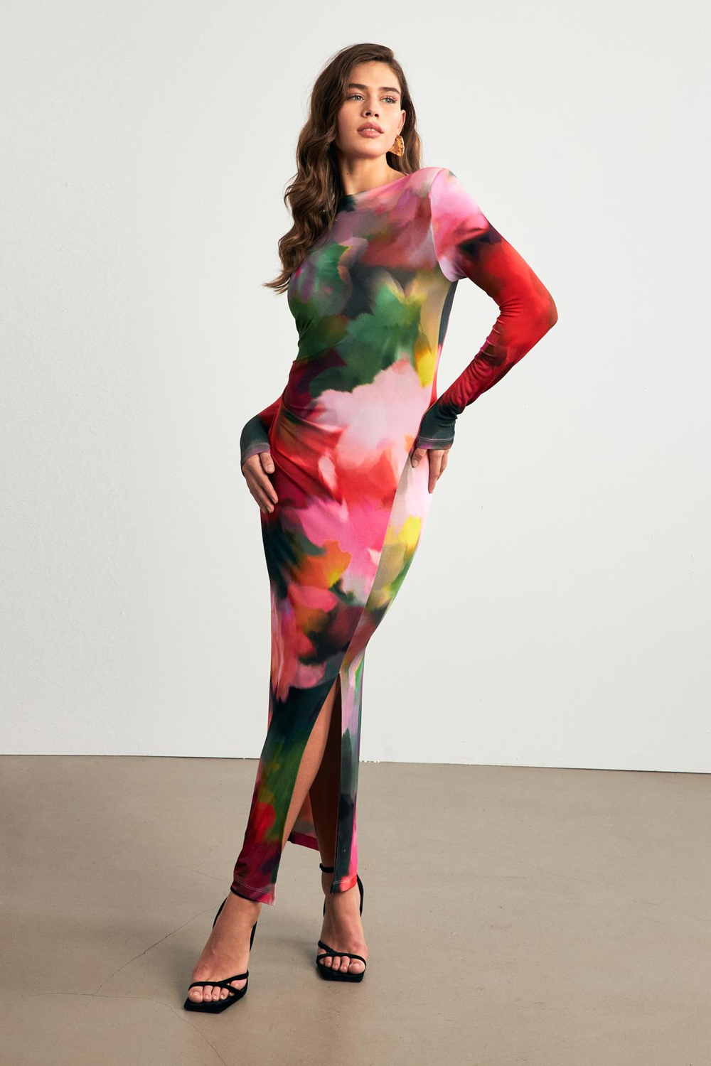 Kırmızı Bisiklet Yaka Vücudu Saran Midi Boy Desenli Elbise Kadın Kategorisiz modelleri