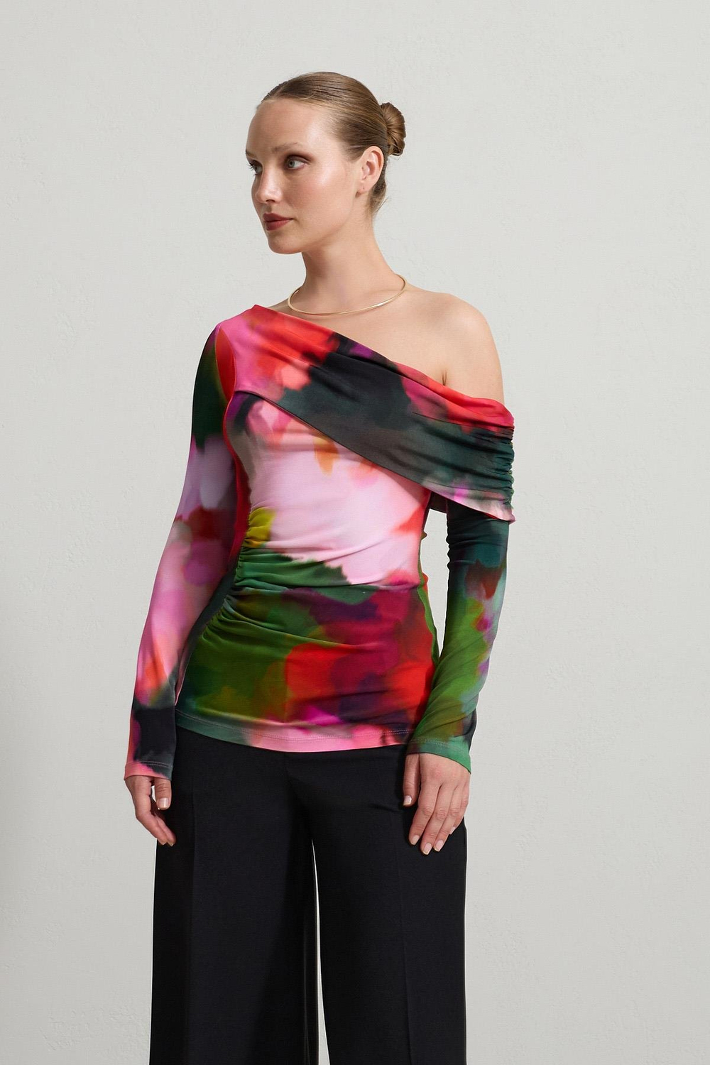 Kırmızı Yaka Ve Bel Detaylı Desenli Bluz Kadın Bluz modelleri