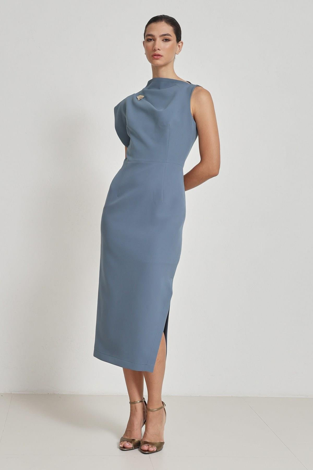 Kuvars Tek Omuz Detaylı Tam Kalıp Midi Boy Elbise Kadın Günlük Elbise modelleri