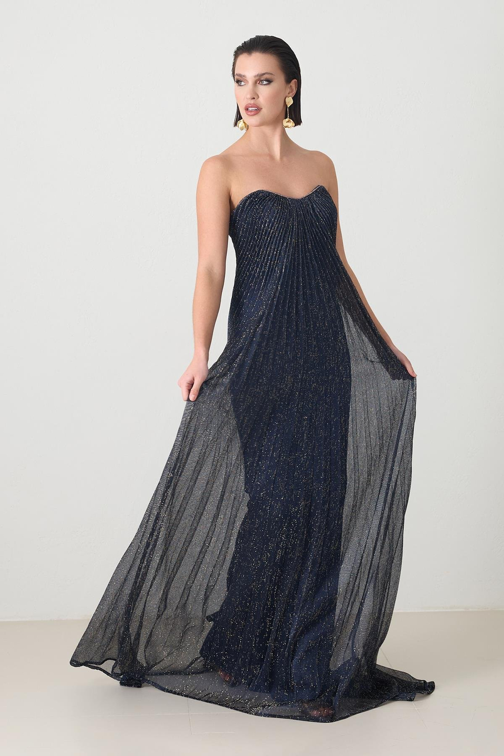 Lacivert Drapeli Omuz Ve Yaka Detaylı Abiye Elbise Kadın Kategorisiz modelleri