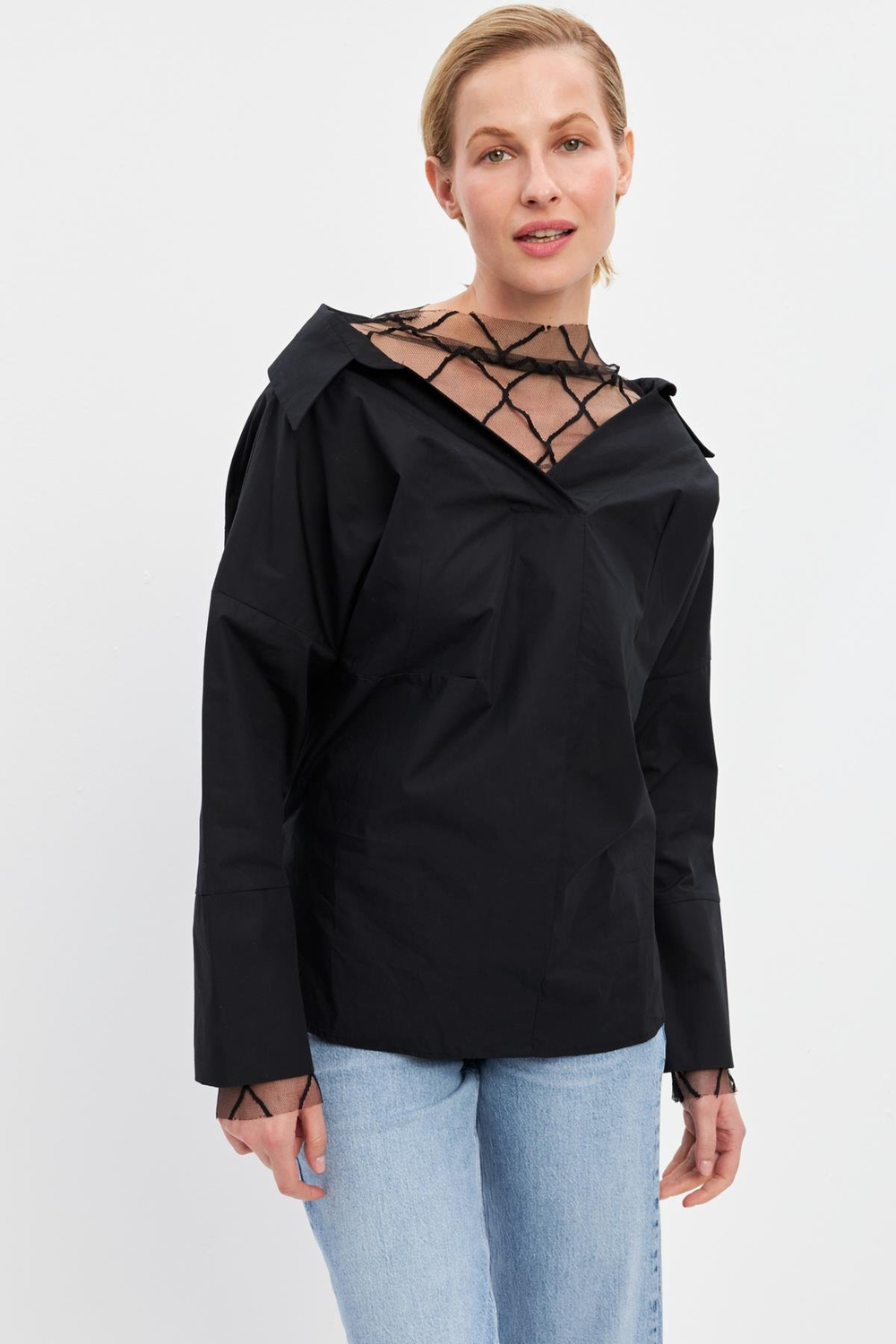 Siyah Omuzlardan Detaylı Uzun Kollu Basic Gömlek Kadın Bluz modelleri