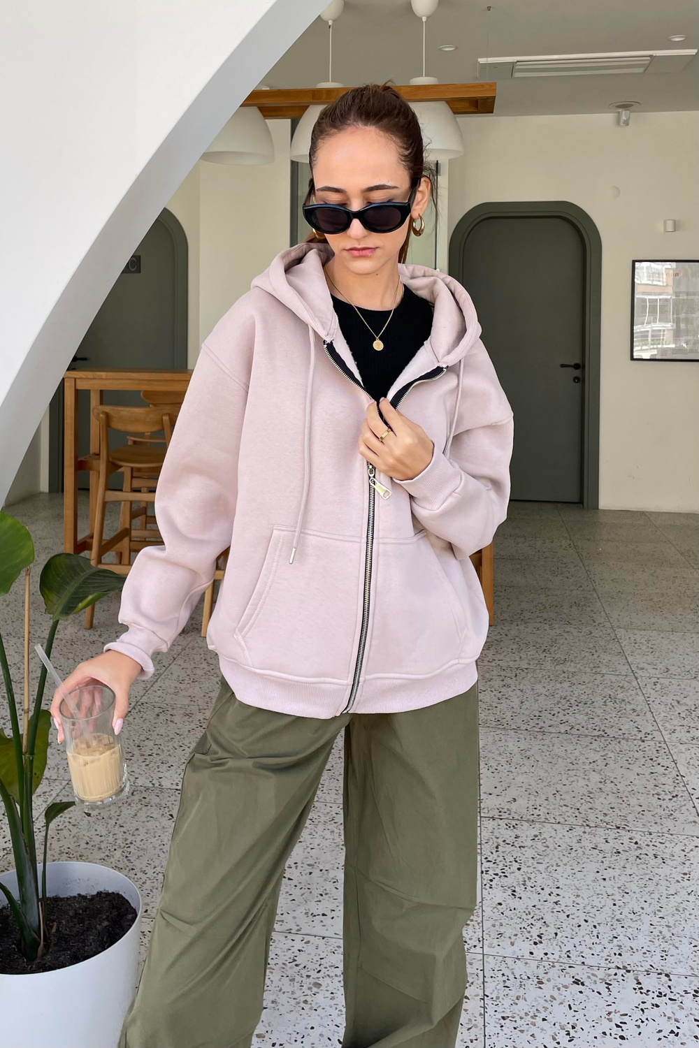 Bej Fermuarlı Şardonlu Sweatshirt - Kadın Sweatshirt Modelleri - Nazliye Moda | Kadın Giyim Modası