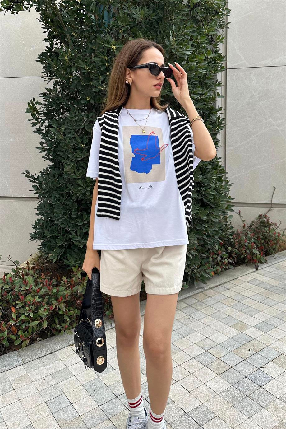 Beyaz Baskı Detaylı T-Shirt - Kadın T-Shirt Modelleri - Nazliye Moda | Kadın Giyim Modası