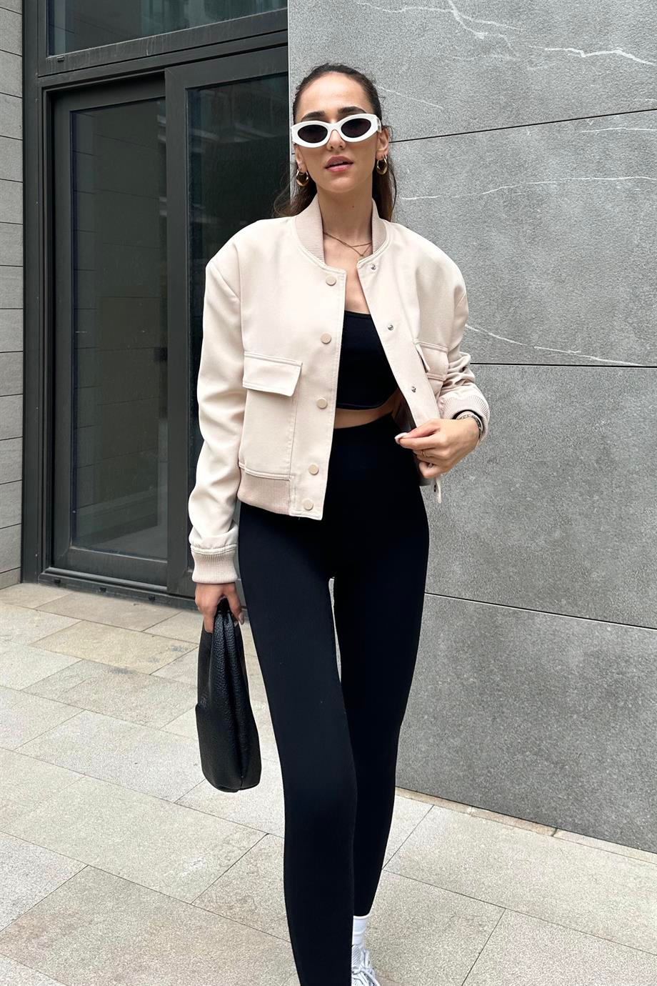 Ekru Geniş Cepli Bomber Ceket - Kadın Ceket Modelleri - Nazliye Moda | Kadın Giyim Modası
