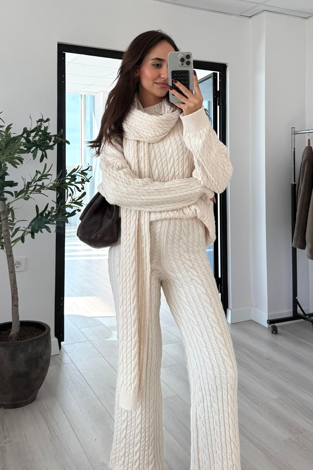 Ekru Saç Örgü Şallı Triko Takım - Kadın Takım Modelleri - Nazliye Moda | Kadın Giyim Modası