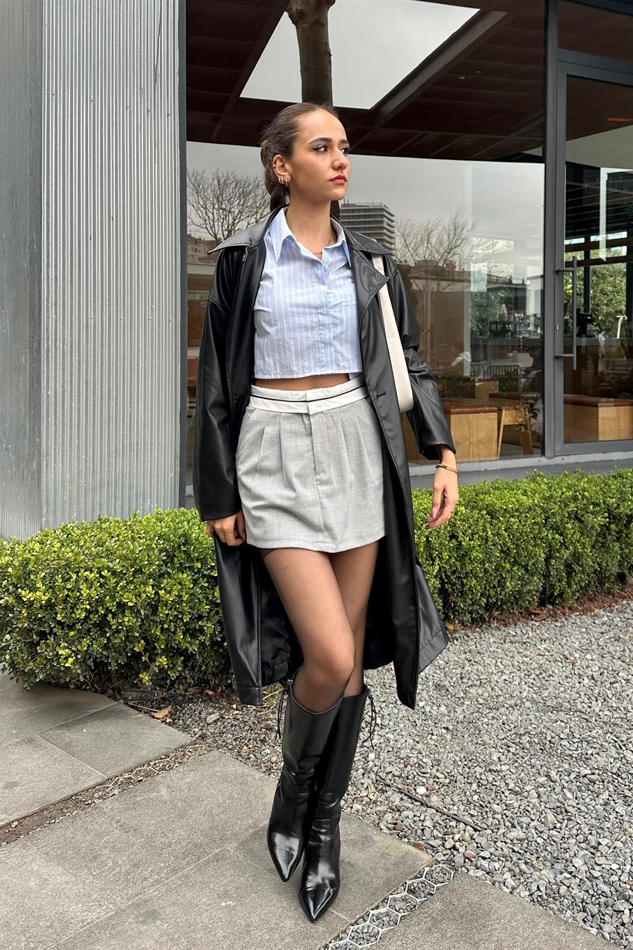 Gri Kemer Detay Mini Etek - Kadın Etek Modelleri - Nazliye Moda | Kadın Giyim Modası