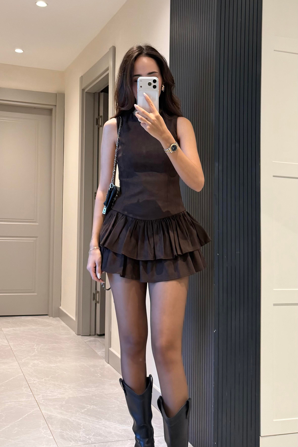 Kahve Fırfırlı Süet Şortlu Mini Elbise - Kadın Elbise Modelleri - Nazliye Moda | Kadın Giyim Modası
