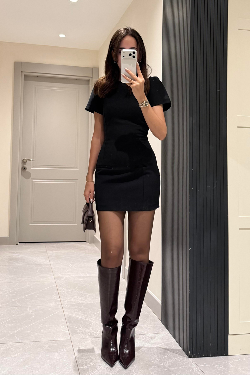 Siyah Belden Oturma Mini Elbise - Kadın Elbise Modelleri - Nazliye Moda | Kadın Giyim Modası