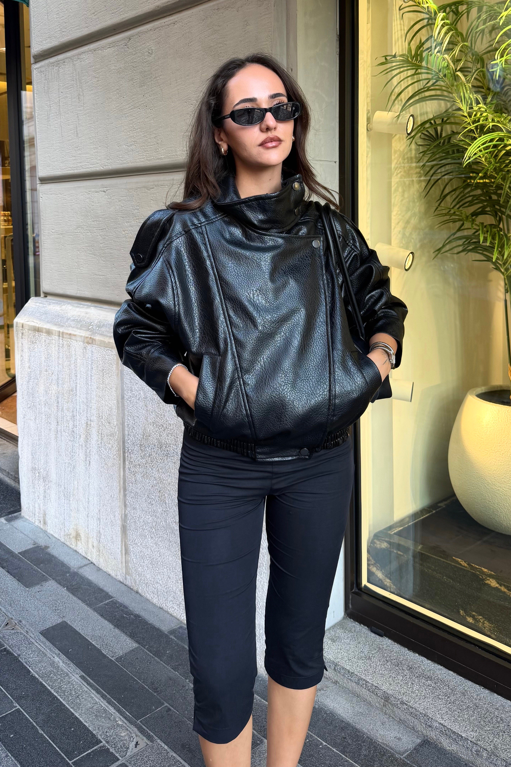 Siyah Dik Yaka Deri Ceket - Kadın Ceket Modelleri - Nazliye Moda | Kadın Giyim Modası