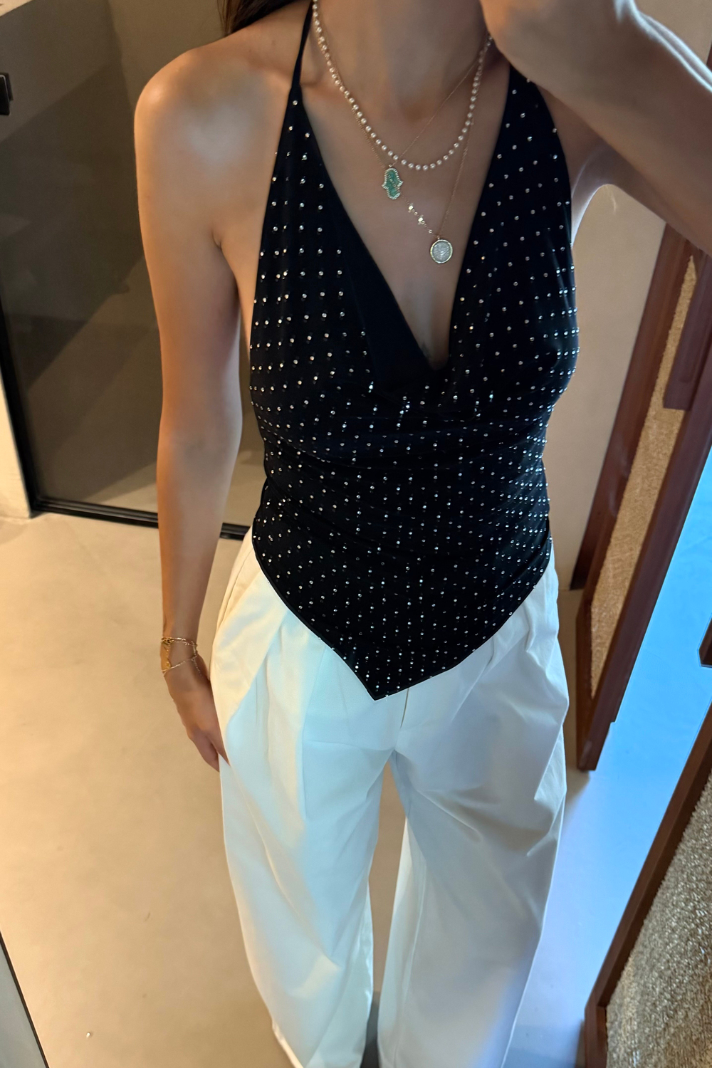 Siyah Taşlı Sırt Dekolte Bluz - Kadın Bluz Modelleri - Nazliye Moda | Kadın Giyim Modası
