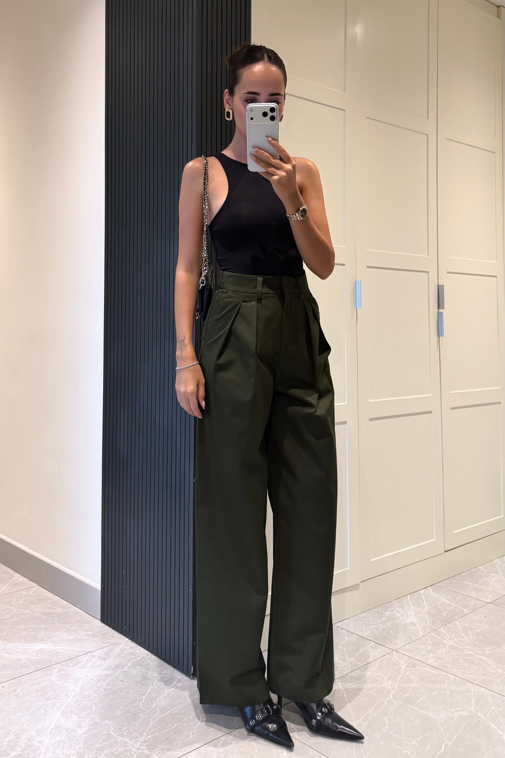 Yeşil Çift Pile Dökümlü Pantolon - Kadın Pantolon Modelleri - Nazliye Moda | Kadın Giyim Modası