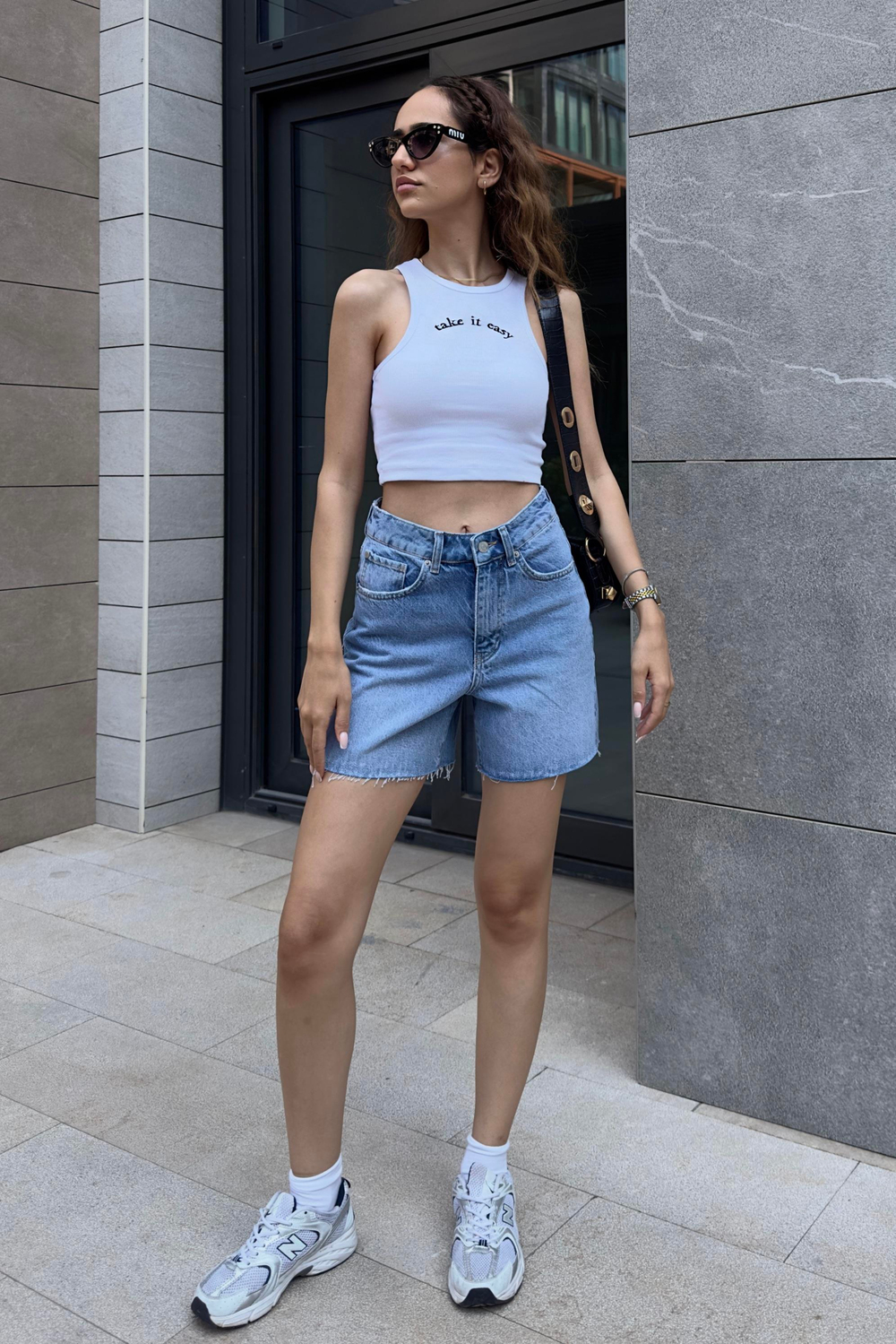 Yıkama Detay Premium Jean Şort - Kadın Şort Modelleri - Nazliye Moda | Kadın Giyim Modası