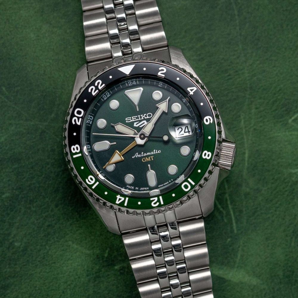 Seiko 5 Sports Gmt SSK035K1 Erkek Kol Saati