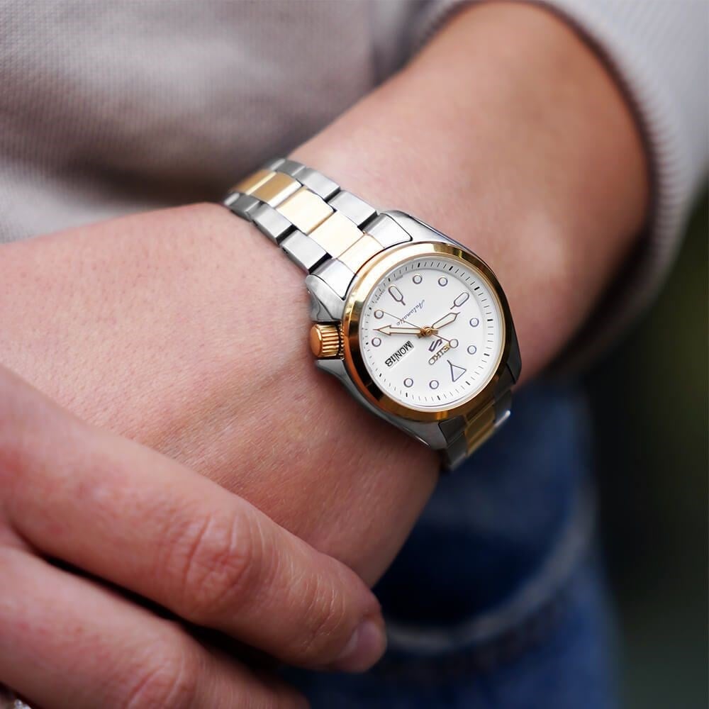 Seiko 5 Sports SRE004K1 Kadın Kol Saati