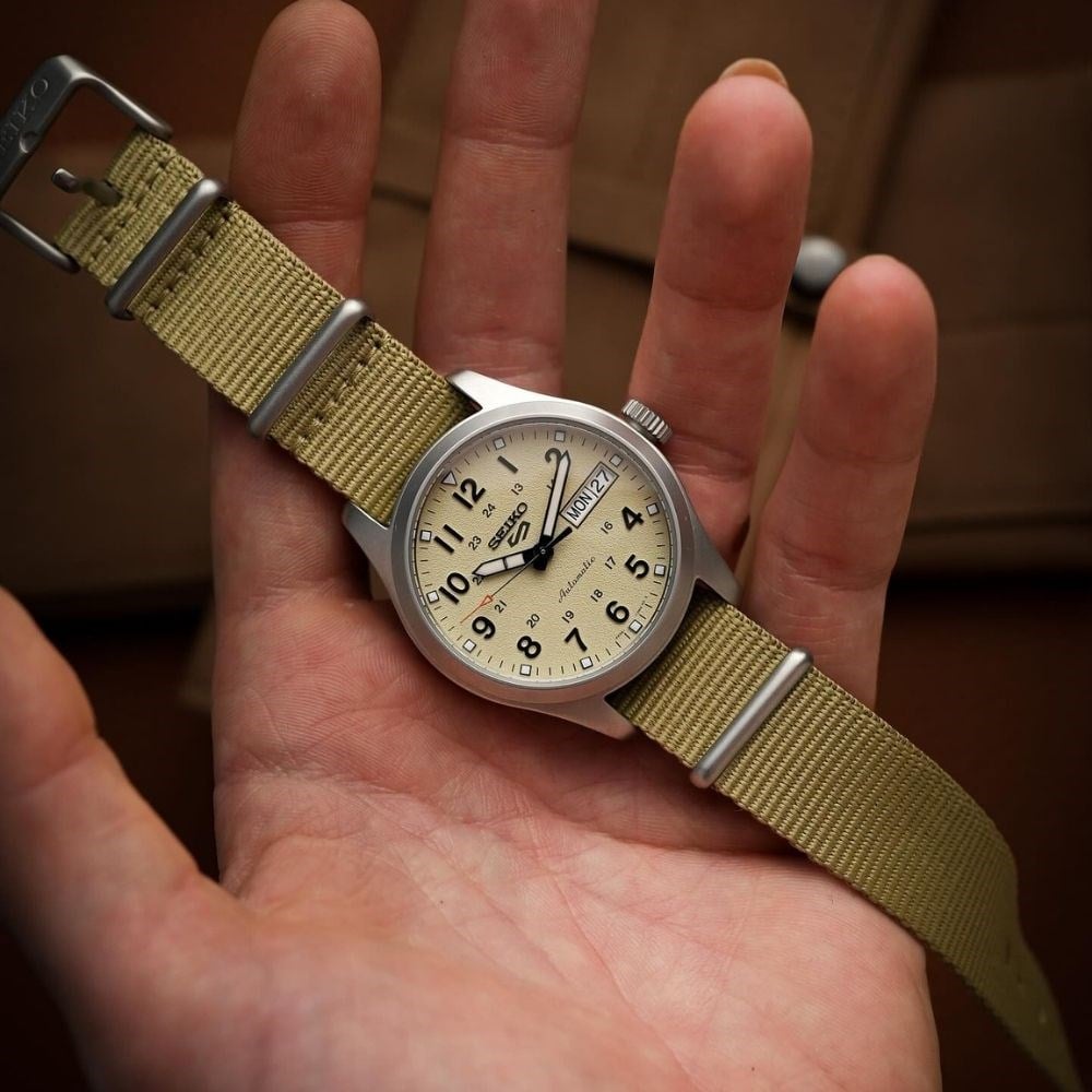 Seiko 5 Sports SRPJ83K1 Erkek Kol Saati